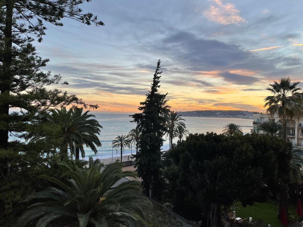 Regina Sur La Plage Menton Exterior foto